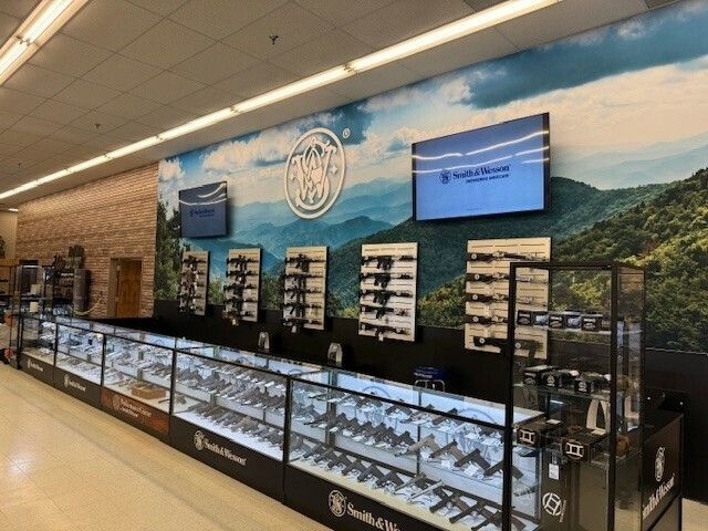 3 Smith & Wesson Retail Design