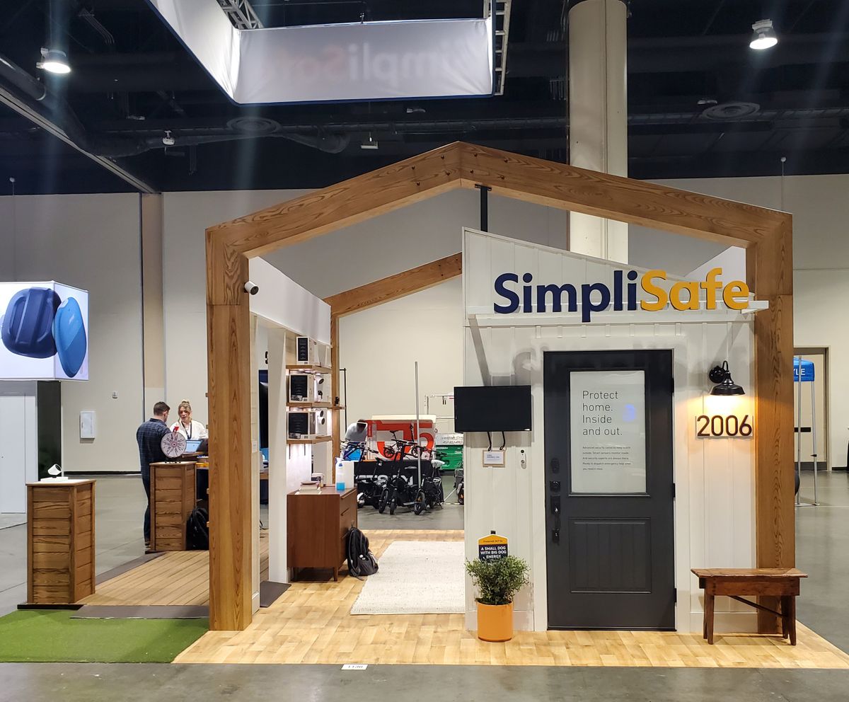 002_SimpliSafe_BestBuy_2023-Crop