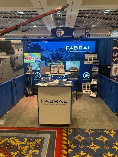 Fabral_WesterRoofing_Custom Portable Exhibit