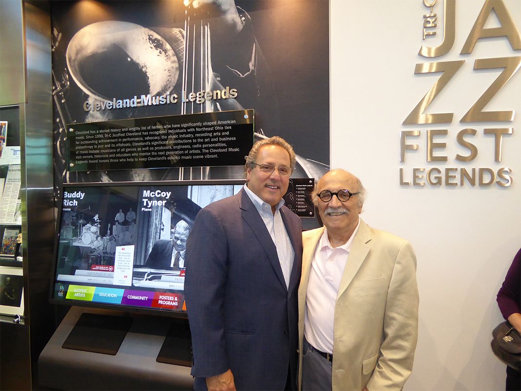 013_TriC_LobbyDedication