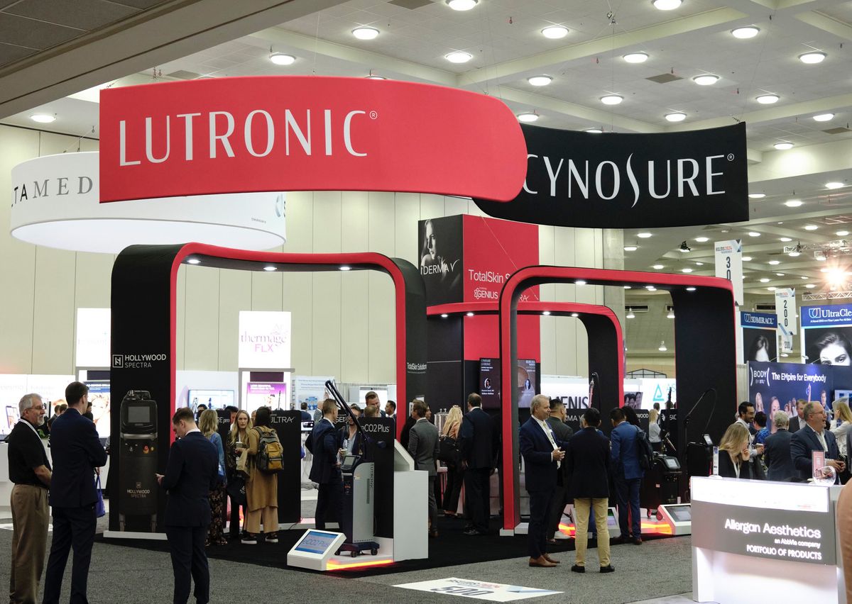 20-x-30-custom-trade-show-exhibit