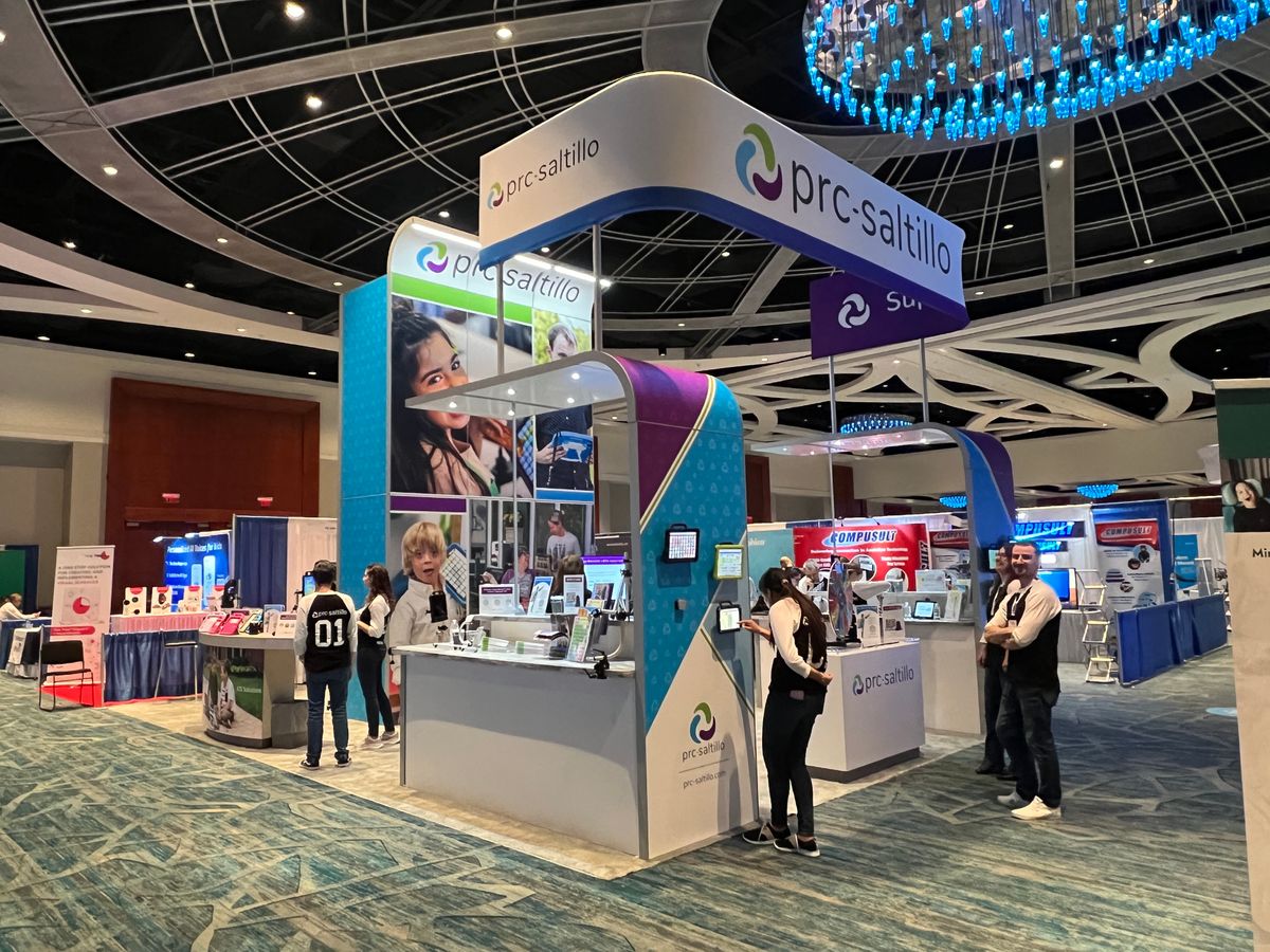 Exhibit-product-displays-large-graphics