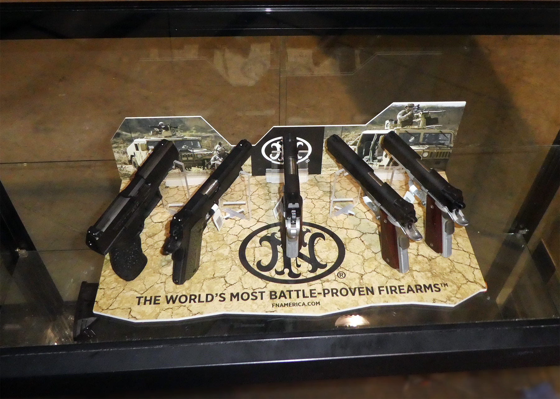 FN_Showroom_v2