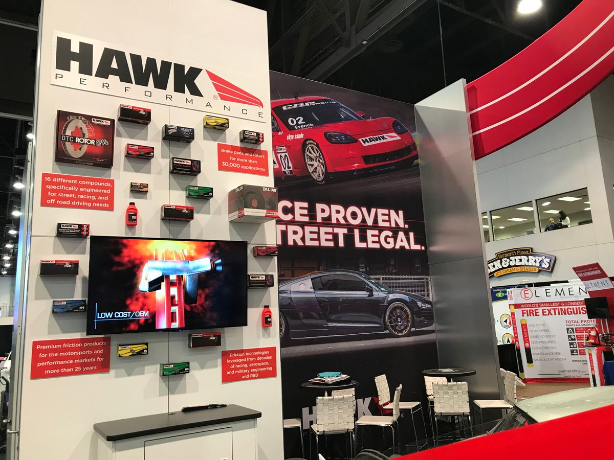 Rental-exhibit-product-tower-graphics