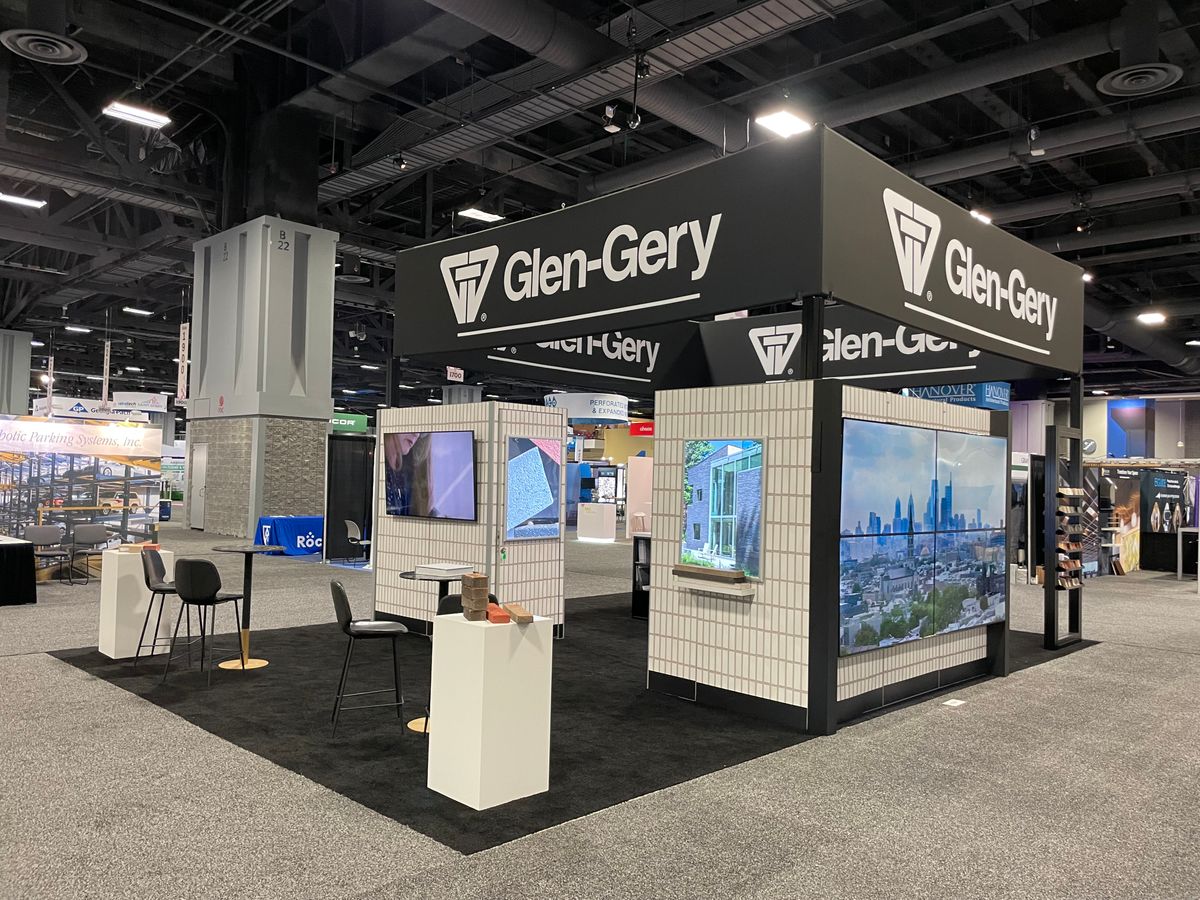 exhibit-large-video-monitor-wall